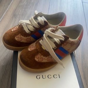 Gucci baby shoes. Ready to ship! Great condition.